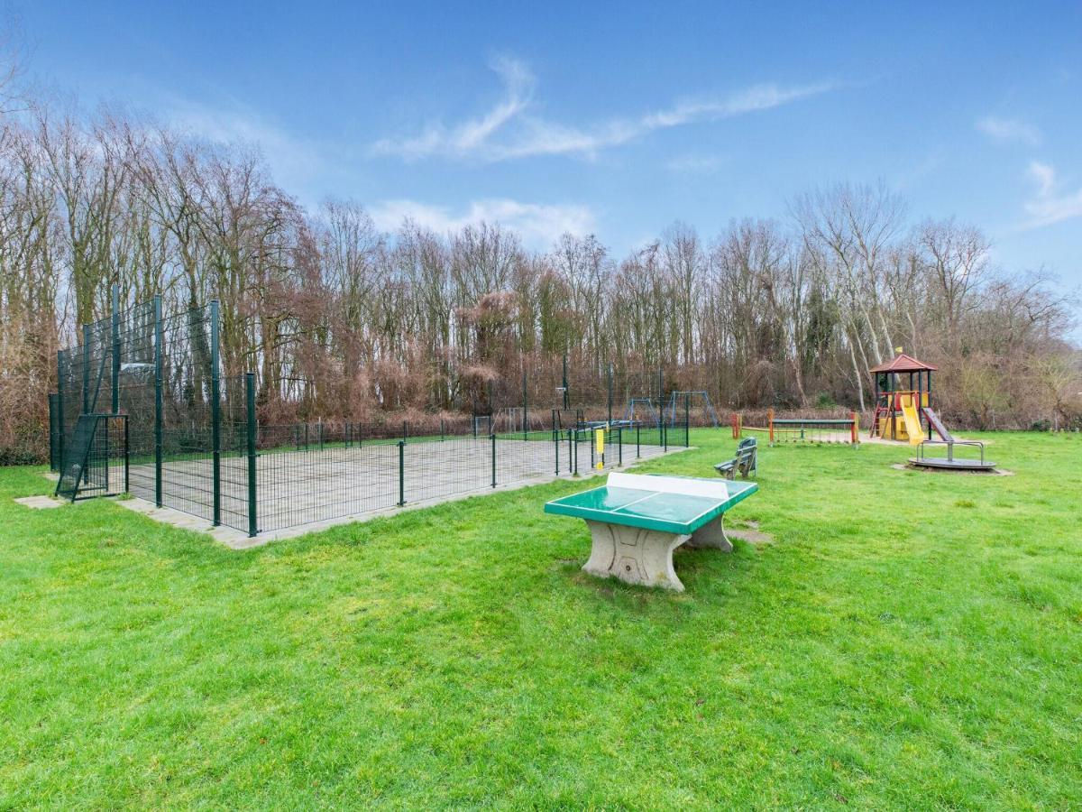Endearing Holiday Home In Noordwijkerhout With Garden Bbq Zewnętrze zdjęcie